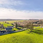Farm View - Uk43708